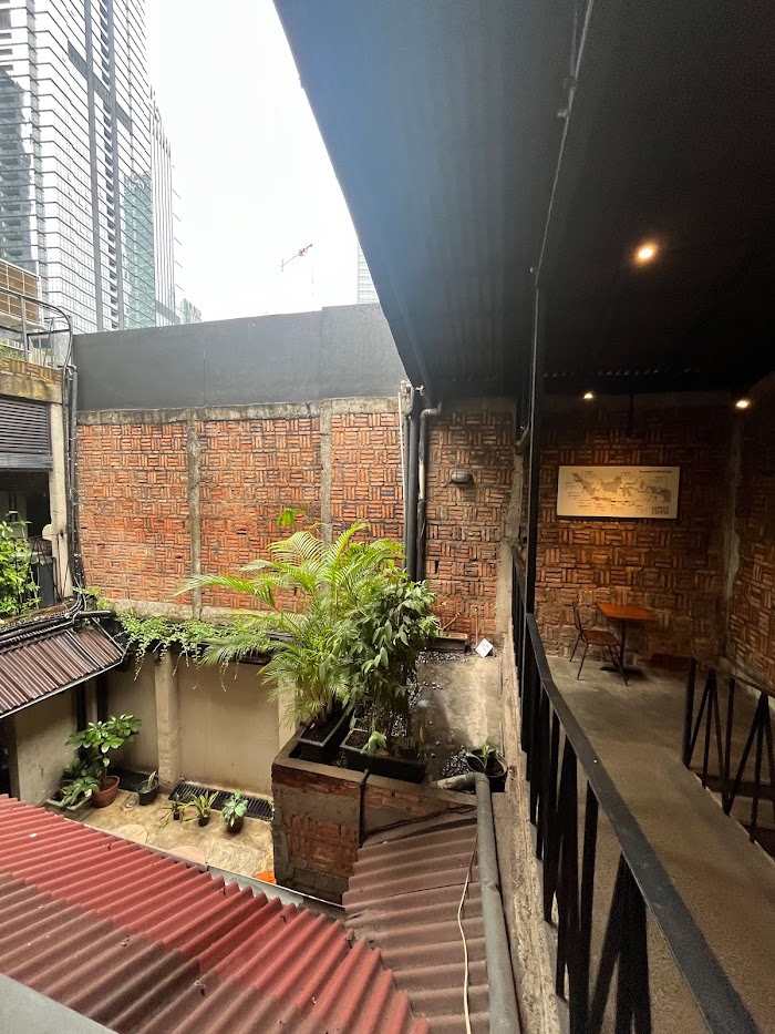 1706801668 935 photo - Rekomendasi Tempat Hangout di Jakarta SelatanAnomali Coffee - Senopati