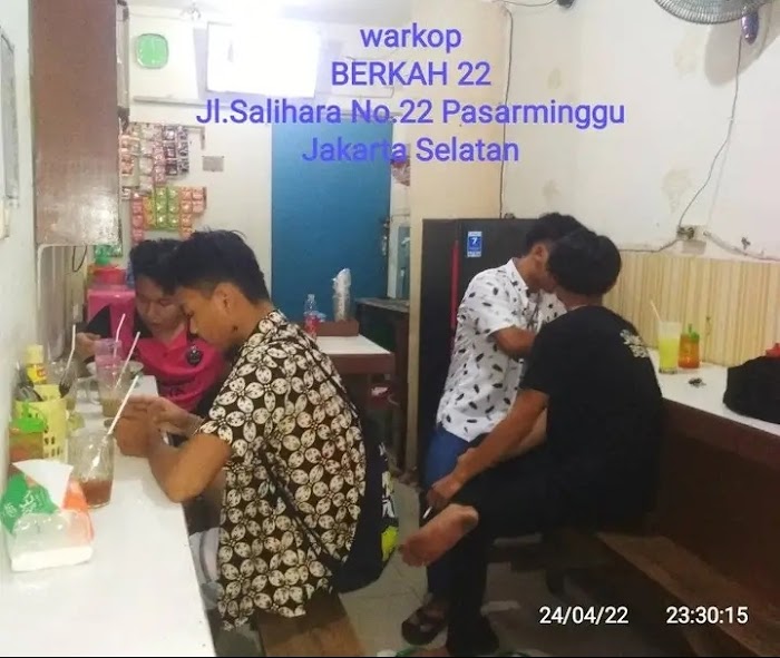 1708822817 9 photo - Tempat kopi di Jakarta Selatan : Coffeeshop