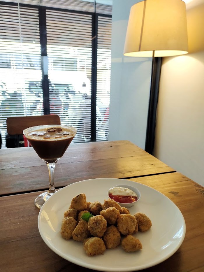 1708880420 239 photo - Coffee shops in South Jakarta : Kopi Manyar