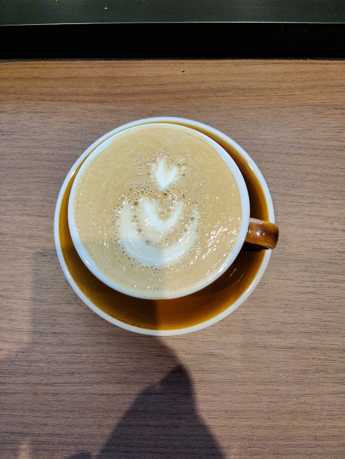 1708965118 887 photo - kedai kopi di selatan Jakarta : Living-Room Coffeehouse Jakarta