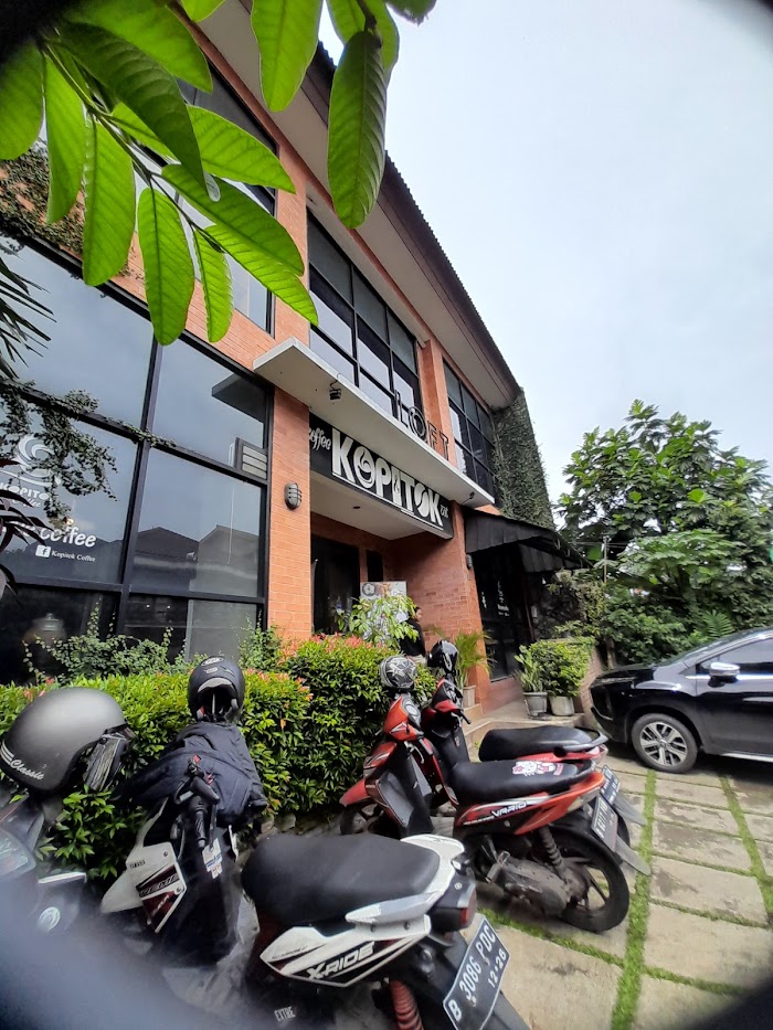 1709614825 849 photo - Kedai kopi di Jakarta Selatan : KOPITOK Coffee Kemang